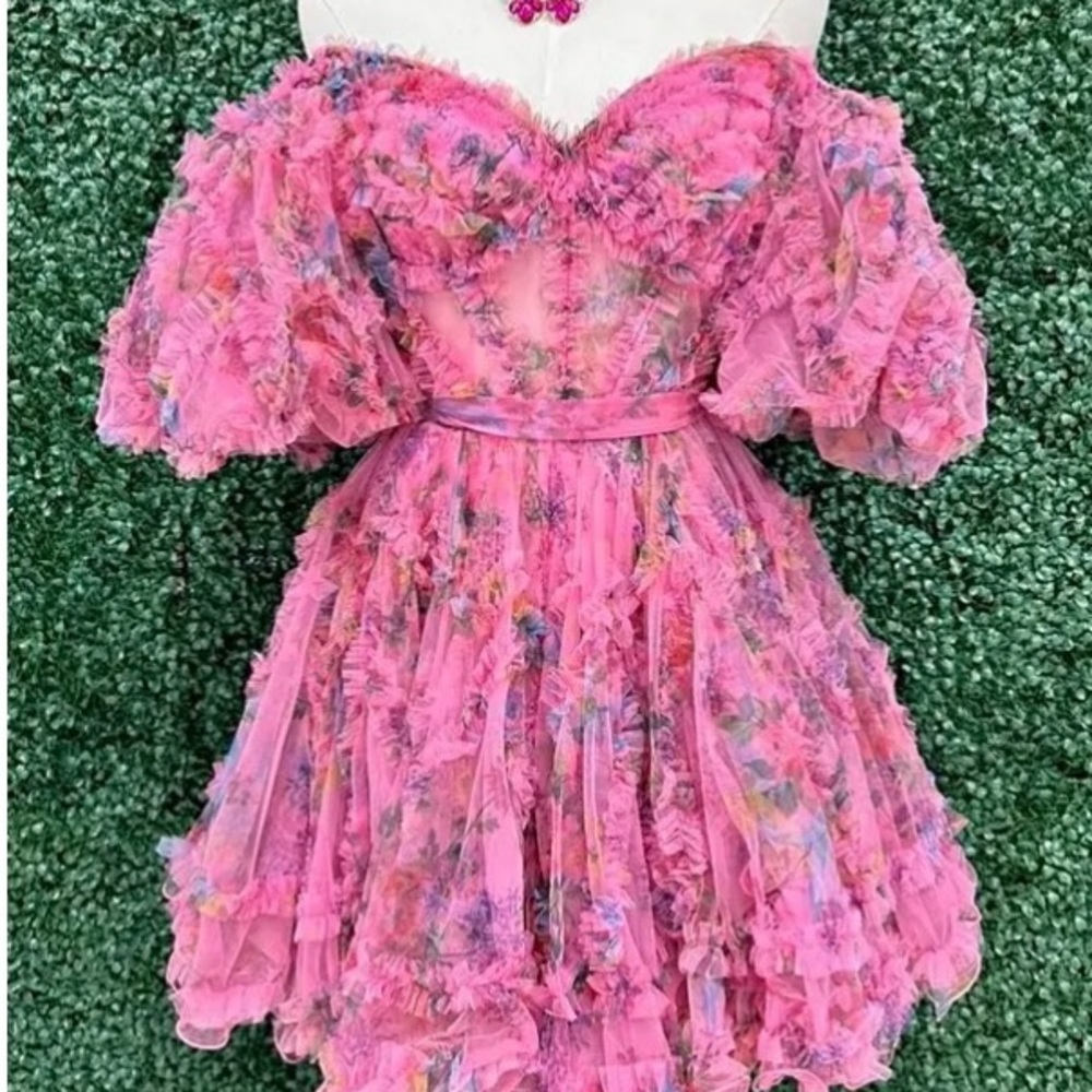 Sherri Hill size 2, BEAUTIFUL dress! Worn once! Absolutely Gorgeous & Perfect!